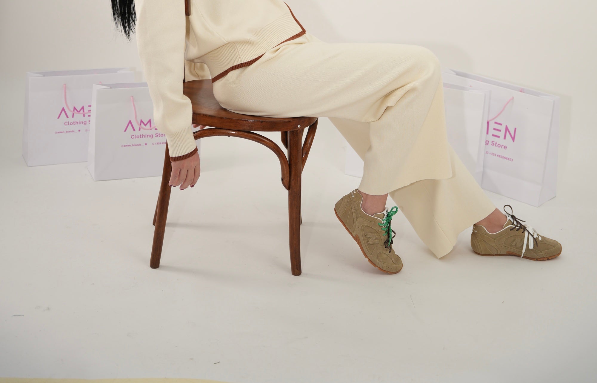 Suede Low-Top Sneakers - Casual Comfort & Style