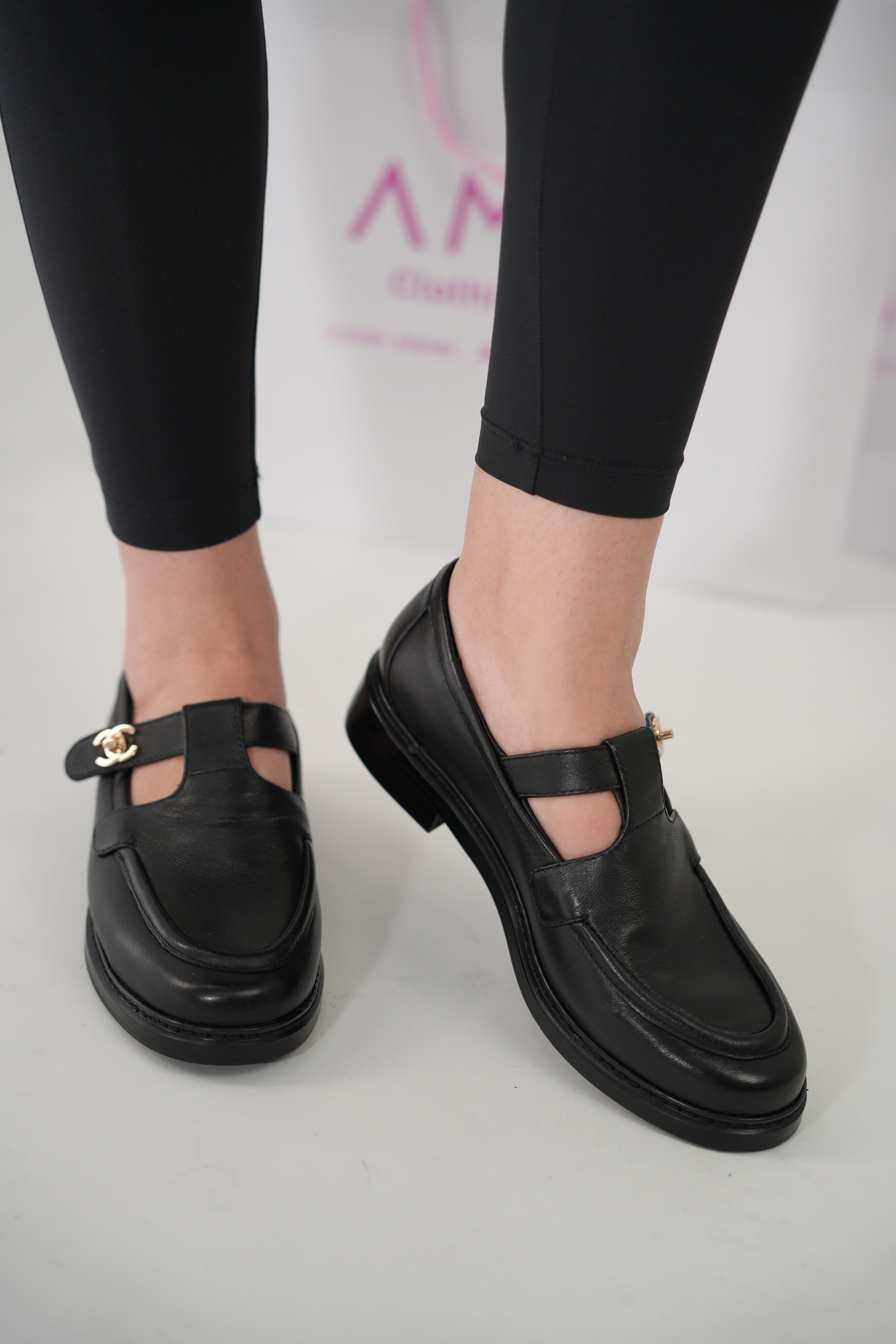 Classic Strap Loafers - Timeless Everyday Elegance