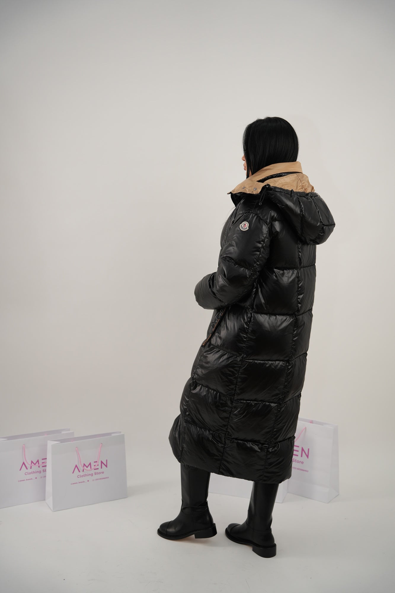 Long jacket made with 100% down filling